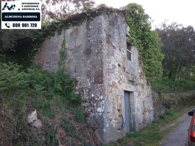 Terreno rural en venta en O Rosal