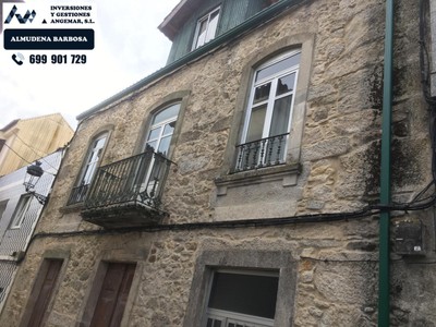 Casa en venta en A Guarda, con 4 dormitorios, baño y trastero
