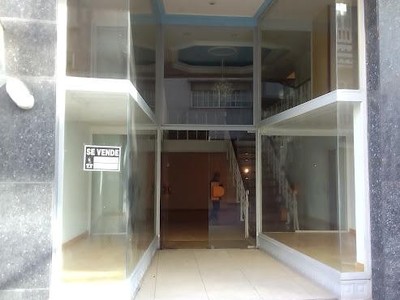Local comercial en venta en A Guarda, Centro, con 3 baños