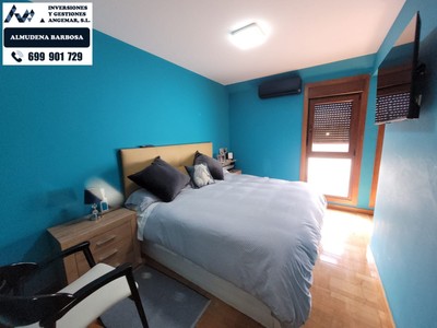 Ático en venta en Ponteareas, con 2 dormitorios, baño, plaza de garaje y trastero