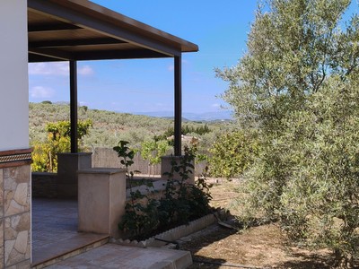 Casa de campo en venta en Antequera, Las Lagunillas, con 2 dormitorios, 2 baños, plaza de garaje y terreno