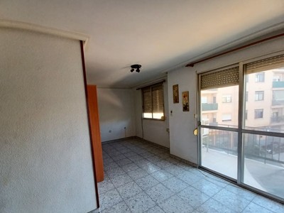 Piso en venta en Inversion, Alcantarilla, con 2 dormitorios, baño y balcón