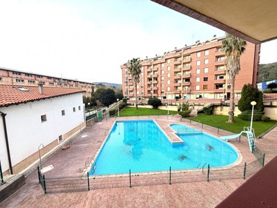 Piso en venta en Castro Urdiales, Brazomar, con 2 dormitorios, 2 baños, plaza de garaje y terraza