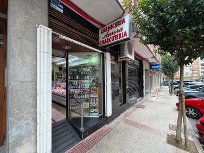 Local comercial en traspaso en Castro Urdiales, Centro, con aseo