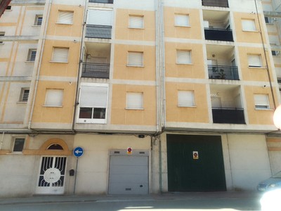 Piso en venta en Bejar, con 4 dormitorios, 2 baños, plaza de garaje y 2 balcones