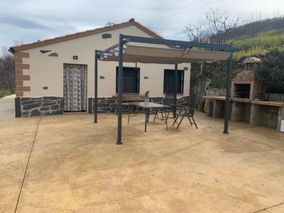 Casa rural en venta en Valdastillas, con 3 dormitorios, baño y terreno
