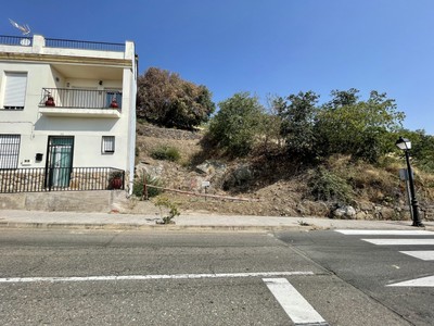 Terreno urbano en venta en Arroyomolinos De La Vera