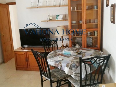 Piso en alquiler temporal en Córdoba, Ciudad Jardin, con 3 dormitorios y baño