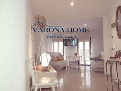 Piso en venta en Córdoba, Centro, con 2 dormitorios, baño y balcón