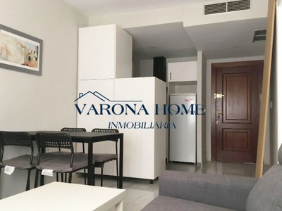 Piso en alquiler temporal en Córdoba, Centro, con 1 dormitorio, baño y trastero