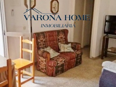 Piso en alquiler temporal en Córdoba, Ciudad Jardin, con 3 dormitorios y baño