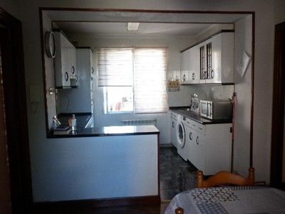 Piso en venta en Erandio, con 2 dormitorios, baño y terraza