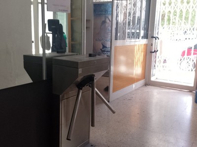 Local comercial en venta en Valencia, Algiros, con 3 aseos