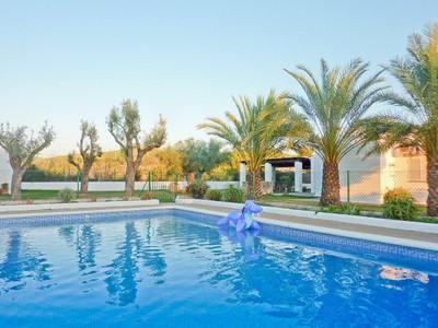 Chalet en alquiler vacacional en Santa Eularia Des Riu, Santa Gertrudis, con 4 dormitorios y 2 baños