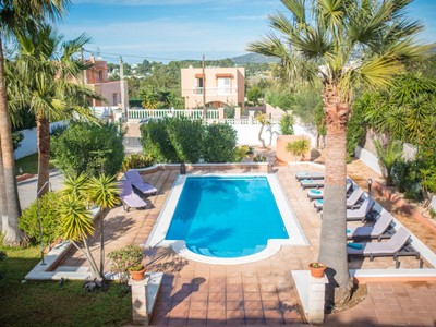 Chalet en alquiler vacacional en Sant Antoni De Portmany, con 5 dormitorios y 3 baños