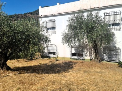 Casa + terreno en venta en Tolox, Puerto Egido, con 8 dormitorios, 3 baños, balcón, terraza y terreno