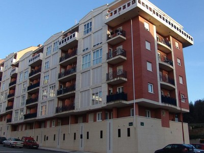 Piso en venta en Castro Urdiales, Cotolino, con 2 dormitorios, 2 baños, plaza de garaje, balcón y terraza