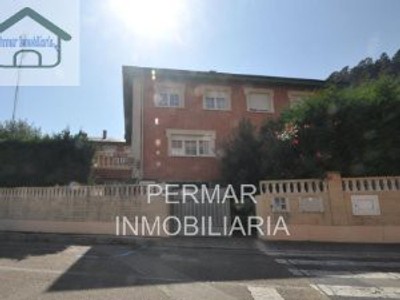 Chalet en venta en Castro Urdiales, Cotolino, con 6 dormitorios, 3 baños y plaza de garaje