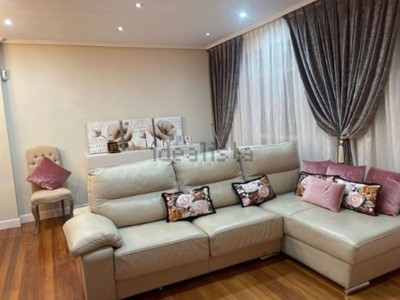 Chalet en venta en Castro Urdiales, Cotolino, con 4 dormitorios, 4 baños y 2 terrazas