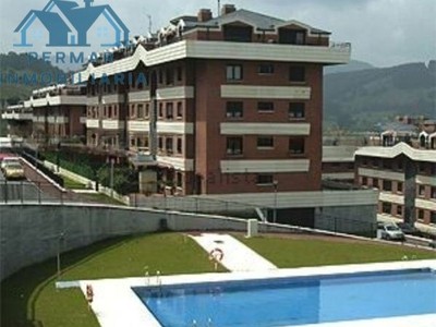 Piso en venta en Castro Urdiales, Brazomar, con 2 dormitorios, baño y plaza de garaje