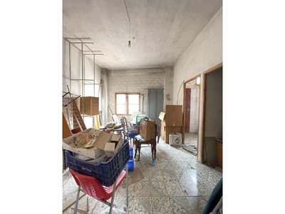 Casa en venta en La Pobla Del Duc, con 3 dormitorios y baño