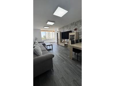 Apartamento en venta en Platja De Vila Joiosa, con 4 dormitorios y 2 baños