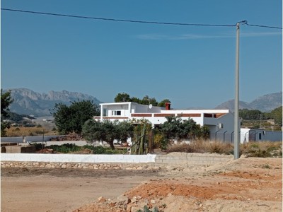 Finca rústica en venta en Altea, con 6 dormitorios y 3 baños