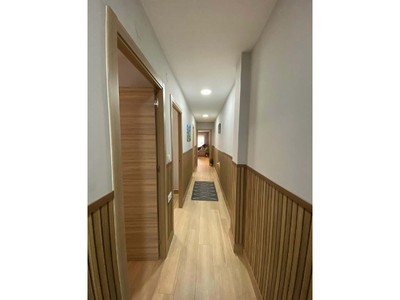 Apartamento en venta en Gandia, con 4 dormitorios y 2 baños