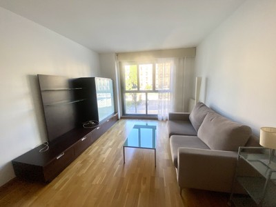 Piso en alquiler en Zaragoza, Casco Antiguo, con 2 dormitorios, baño y terraza