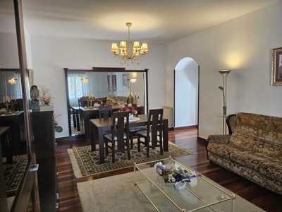 Casa en venta en Asua, con 7 dormitorios, 2 baños, trastero y terreno