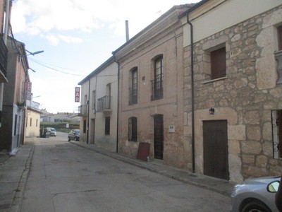 Casa en venta en La Aguilera, La Aguilera, con 3 dormitorios, baño y terraza