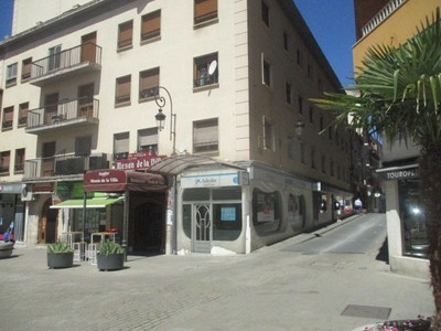 Locales en alquiler en Aranda De Duero, con aseo