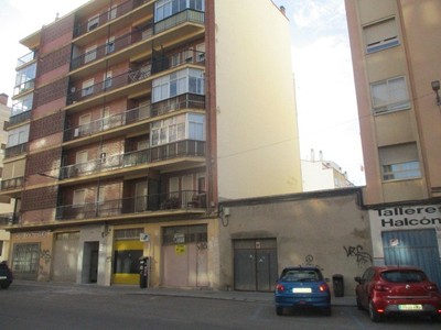 Locales en venta en Aranda De Duero, Ferial, con baño