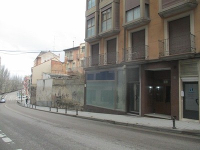 Locales en venta en Aranda De Duero, con baño