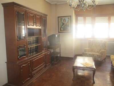 Piso en venta en Aranda De Duero, Centro, con trastero y terraza