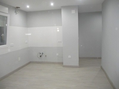 Piso en venta en Aranda De Duero, con 3 dormitorios, 2 baños, trastero y 2 terrazas