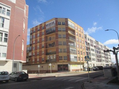 Locales en venta en Aranda De Duero, con 2 baños