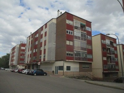 Piso en venta en Aranda De Duero, con 3 dormitorios, 2 baños, trastero y 2 terrazas