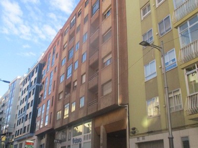 Piso en venta en Aranda De Duero, Centro, con 2 dormitorios, baño y trastero