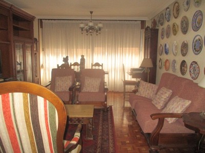 Piso en venta en Aranda De Duero, Centro, con 4 dormitorios, baño, trastero y terraza