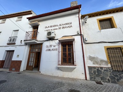 Duplex en venta en Íllora, con 1 dormitorio, baño y 3 aseos