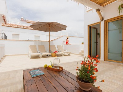 Casa en venta en Salobreña, Molvizar, con 2 dormitorios, 2 baños y 2 terrazas