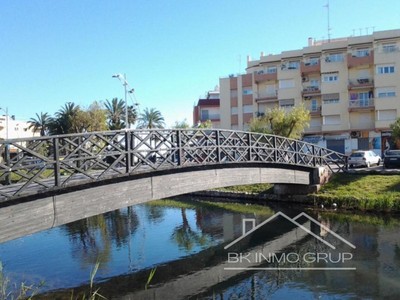 Piso en venta en Peñiscola, con 3 dormitorios, baño, trastero y terraza