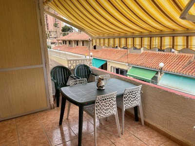 Bungalow en venta en Benidorm, Rincon De Loix, con 2 dormitorios, baño y 2 terrazas