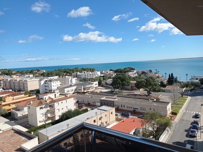 Piso en venta en Lampolla, con 2 dormitorios, 2 baños, plaza de garaje y 2 terrazas