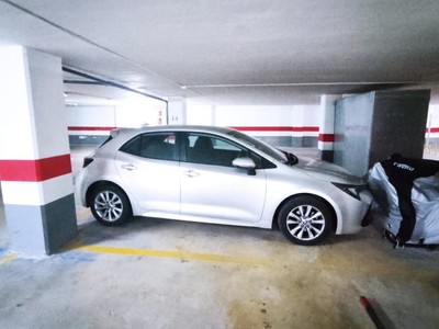 Garaje en venta en Ampolla