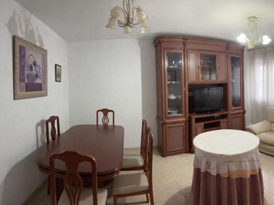 Piso en venta en El Ejido, con 3 dormitorios y baño