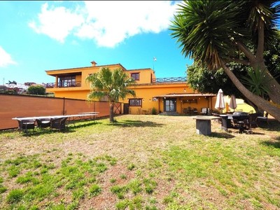 Finca rústica en venta en San Cristóbal De La Laguna, con 6 dormitorios, 6 baños, 3 terrazas y terreno