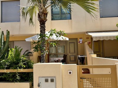 Apartamento en venta en Granadilla De Abona, La Tejita, con 2 dormitorios, 2 baños, plaza de garaje, trastero y 2 terrazas