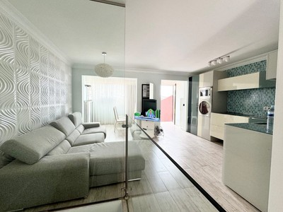 Adosado en venta en Adeje, Madroñal, con 4 dormitorios, 4 baños, plaza de garaje y terraza